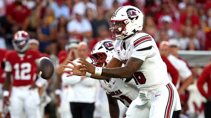 Sep 26, 2026; Tuscaloosa, Alabama, USA; South Carolina Gamecocks quarterback LaNorris Sellers (16) calls for the snap during the first quarter against the Alabama Crimson Tide at Saban Field at Bryant-Denny Stadium. Mandatory Credit: David Leong-Imagn Images Sep 26, 2026; Tuscaloosa, Alabama, USA; South Carolina Gamecocks quarterback LaNorris Sellers (16) calls for the snap during the first quarter against the Alabama Crimson Tide at Saban Field at Bryant-Denny Stadium. Mandatory Credit: David Leong-Imagn Images