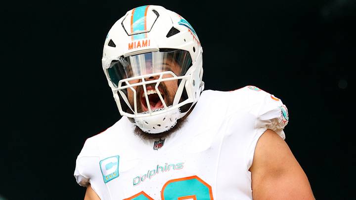 Miami Dolphins defensive tackle Zach Sieler (92) is introduced before a game against the Kansas City Chiefs at Hard Rock Stadium. Miami Dolphins defensive tackle Zach Sieler (92) is introduced before a game against the Kansas City Chiefs at Hard Rock Stadium.