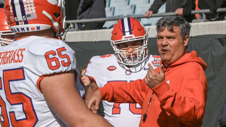 Clemson offensive line coach Matt Luke