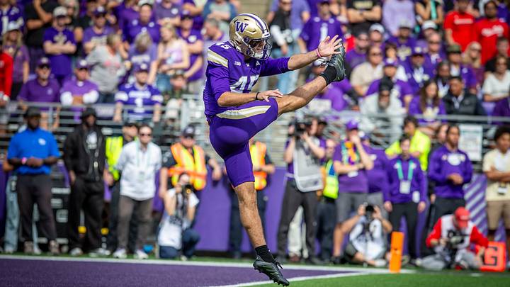 Luke Dunne shows his full punting extension against Ohio State.