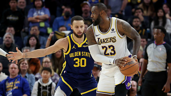 Los Golden State Warriors podrían contar con LeBron James y Stephen Curry en el mismo roster para la próxima temporada