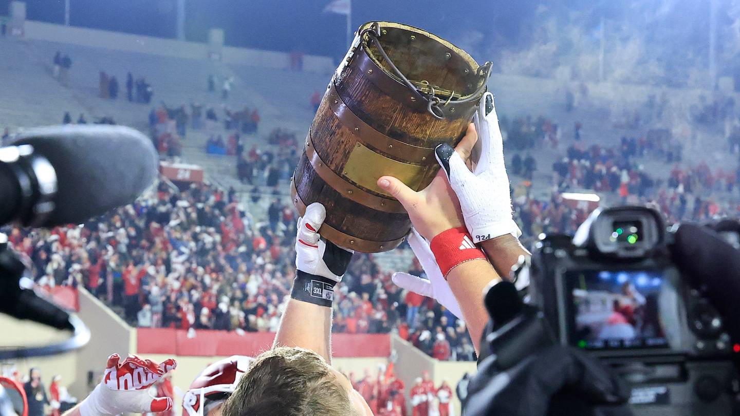 Indiana Football Stays at No. 2 for sixth week straight ahead of rivalry week
