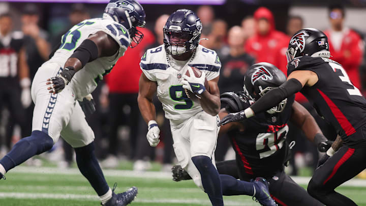 Dec 7, 2025; Atlanta, Georgia, USA; Seattle Seahawks running back Kenneth Walker III (9) runs the ball against the Atlanta Falcons in the third quarter at Mercedes-Benz Stadium. Mandatory Credit: Brett Davis-Imagn Images Dec 7, 2025; Atlanta, Georgia, USA; Seattle Seahawks running back Kenneth Walker III (9) runs the ball against the Atlanta Falcons in the third quarter at Mercedes-Benz Stadium. Mandatory Credit: Brett Davis-Imagn Images