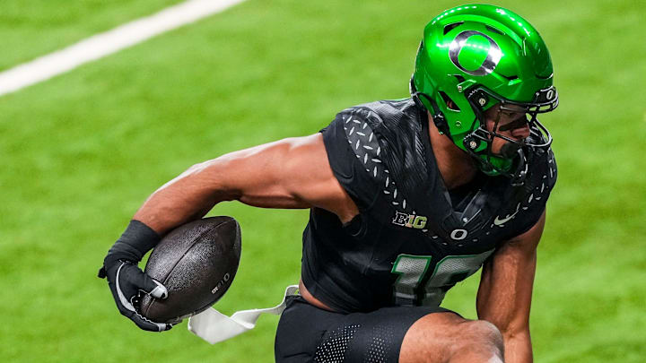 Kenyon Sadiq was a three-sport star and Idaho State Gatorade Player of the Year before coming to Oregon. In the 2026 class the Ducks have another commitment from a plus-athlete at tight end, Reidsville, North Carolina basketball and football star Kendre Harrison, 6-7, 243.