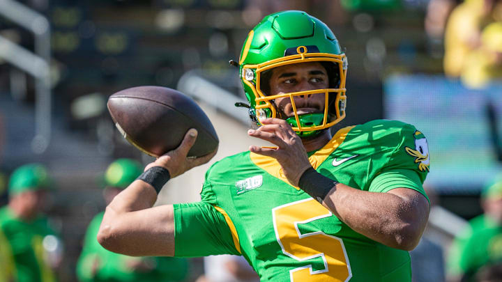 Oregon Ducks quarterback Dante Moore throws out a pass during warm ups as the Oregon Ducks host the Idaho Vandals Saturday, Aug. 31, 2024 at Autzen Stadium in Eugene, Ore.