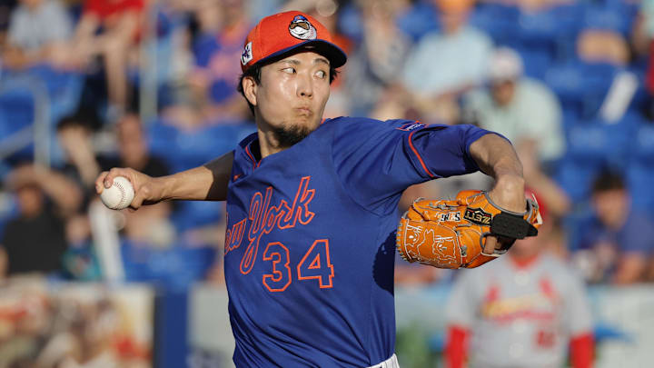 Mar 14, 2025; Port St. Lucie, Florida, USA; New York Mets pitcher Kodai Senga (34) throws a pitch during the first inning against the St. Louis Cardinals at Clover Park. Mandatory Credit: Reinhold Matay-Imagn Images Mar 14, 2025; Port St. Lucie, Florida, USA; New York Mets pitcher Kodai Senga (34) throws a pitch during the first inning against the St. Louis Cardinals at Clover Park. Mandatory Credit: Reinhold Matay-Imagn Images