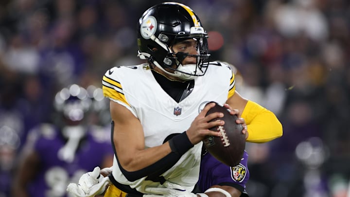 AFC Wild Card Playoffs: Pittsburgh Steelers v Baltimore Ravens