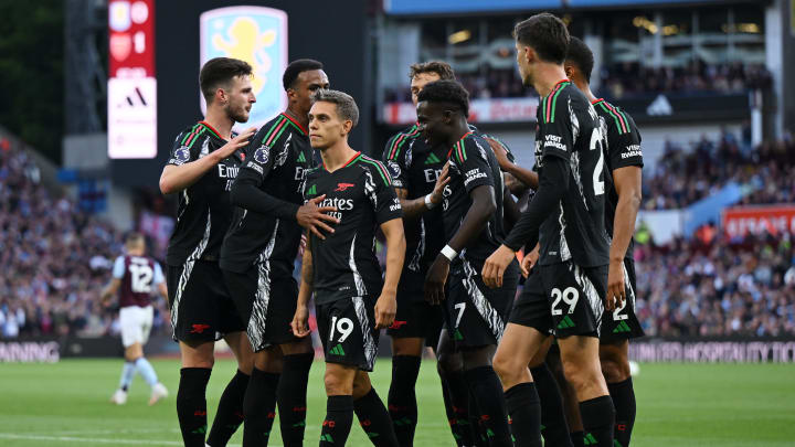 Aston Villa FC v Arsenal FC - Premier League Aston Villa FC v Arsenal FC - Premier League