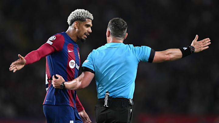 Ronald Araujo a été exclu dans ce quart de finale retour de la Ligue des Champions.