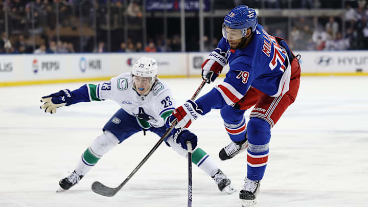 Vancouver Canucks v New York Rangers
