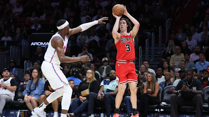 Chicago Bulls v Miami Heat