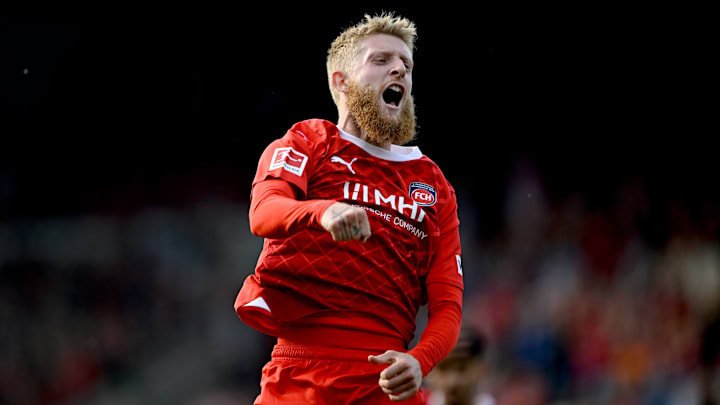 Jan-Niklas Beste Jan-Niklas Beste