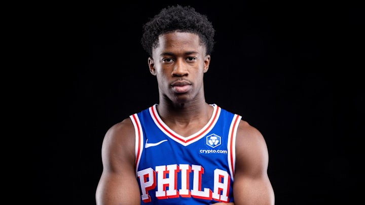 Sep 26, 2025; Camden, NJ, USA; Philadelphia 76ers VJ Edgecombe (77) poses for a photo during media day. Mandatory Credit: Bill Streicher-Imagn Images Sep 26, 2025; Camden, NJ, USA; Philadelphia 76ers VJ Edgecombe (77) poses for a photo during media day. Mandatory Credit: Bill Streicher-Imagn Images