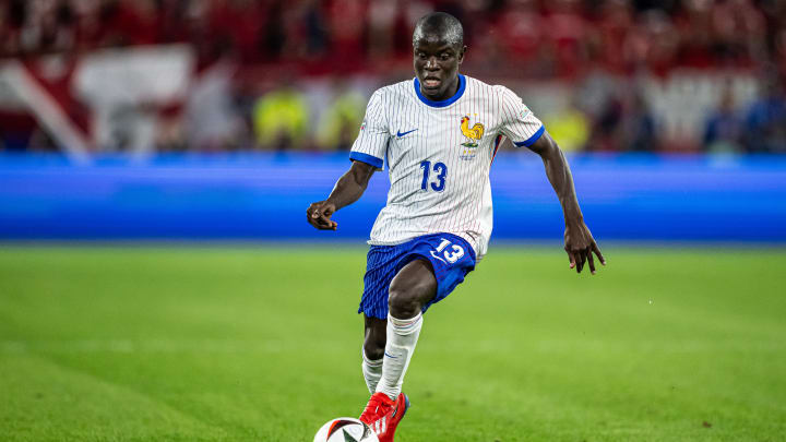 N'Golo Kanté est attendu titulaire.