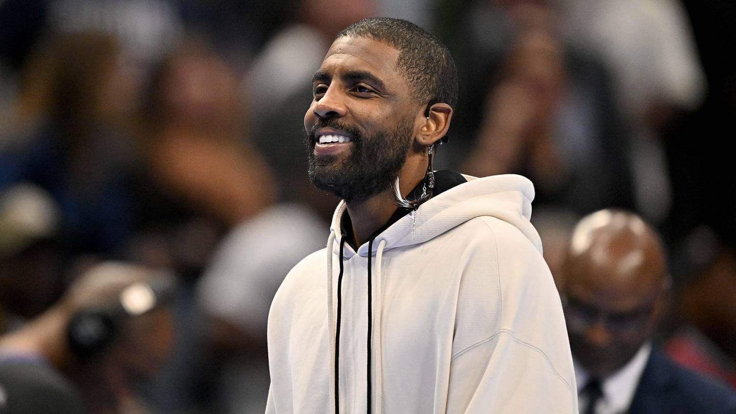 Kyrie Irving Poised For Premier Fantasy Comeback With Mock T