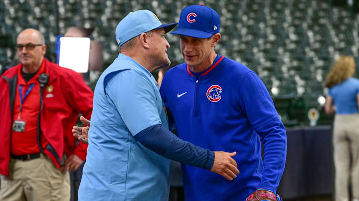 May 2, 2025; Milwaukee, Wisconsin, USA; Milwaukee Brewers manager Pat Murphy gives Chicago Cubs manager Craig Counsell a hug before game at American Family Field. Mandatory Credit: Benny Sieu-Imagn Images
