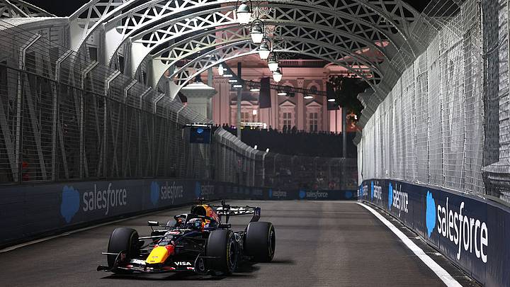 Max Verstappen superó a George Russell por la pole para la Sprint. Max Verstappen superó a George Russell por la pole para la Sprint.