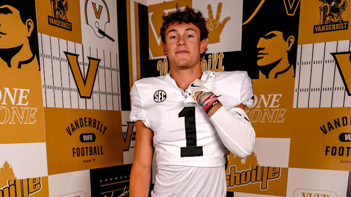 3-Star 2026 TE Tilden Riley during his official visit to Nashville