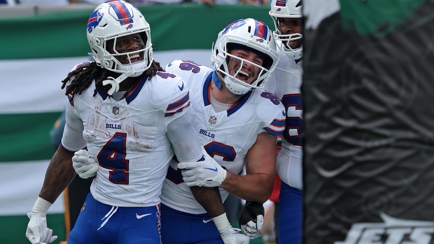 Buffalo Bills vs New York Jets Week 18 expert pick roundup