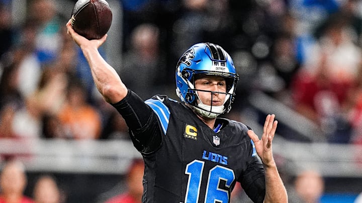 Detroit Lions quarterback Jared Goff (16) makes a pass against Tampa Bay Buccaneers during the first half at Ford Field in Detroit on Monday, Oct. 20, 2025. Detroit Lions quarterback Jared Goff (16) makes a pass against Tampa Bay Buccaneers during the first half at Ford Field in Detroit on Monday, Oct. 20, 2025.