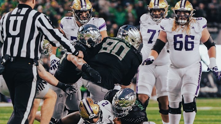 The UW will ask Landen Hatchett and others to provide better protection for Demond Williams Jr. in 2025.