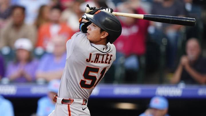 Jung Hoo Lee and the Giants are road underdogs in Milwaukee. Jung Hoo Lee and the Giants are road underdogs in Milwaukee.