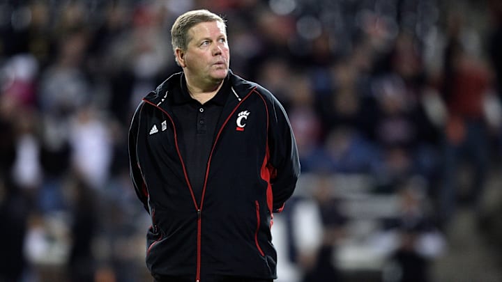 Connecticut v Cincinnati Connecticut v Cincinnati