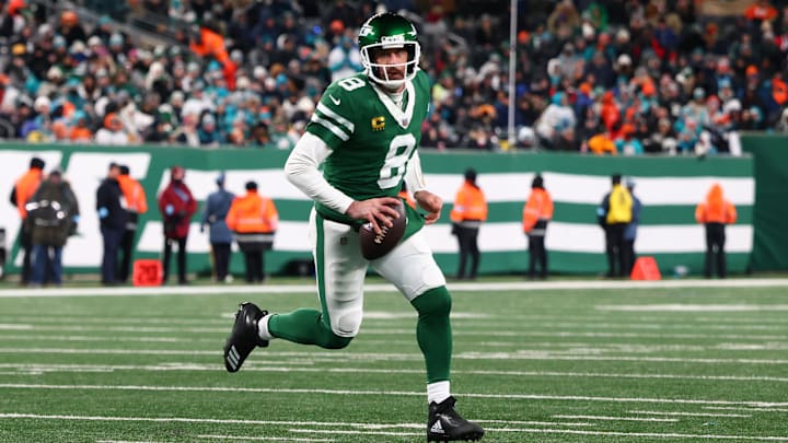 Is free-agent quarterback Aaron Rodgers getting closer to deciding where he wants to play in 2025?