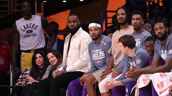 Lakers no han podido responder a las expecativas
