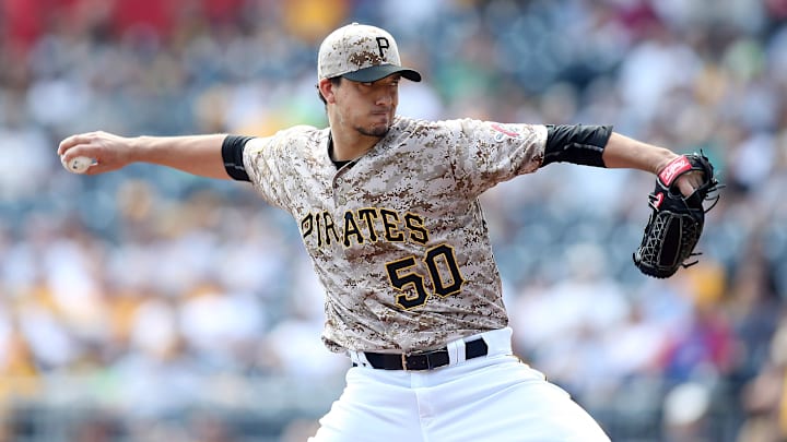 Sep 17, 2015; Pittsburgh, PA, USA; Pittsburgh Pirates starting pitcher Charlie Morton (50) delivers a pitch against the Chicago Cubs during the first inning at PNC Park. Mandatory Credit: Charles LeClaire-Imagn Images