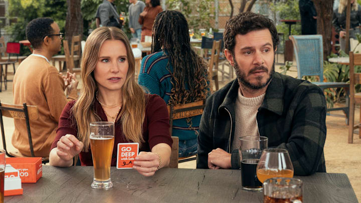 Nobody Wants This. (L to R) Kristen Bell as Joanne, Adam Brody as Noah in episode 209 of Nobody Wants This. Cr. Erin Simkin/Netflix © 2025