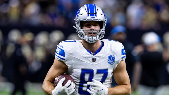 Dec 3, 2023; New Orleans, Louisiana, USA; Detroit Lions tight end Sam LaPorta (87) during warmups