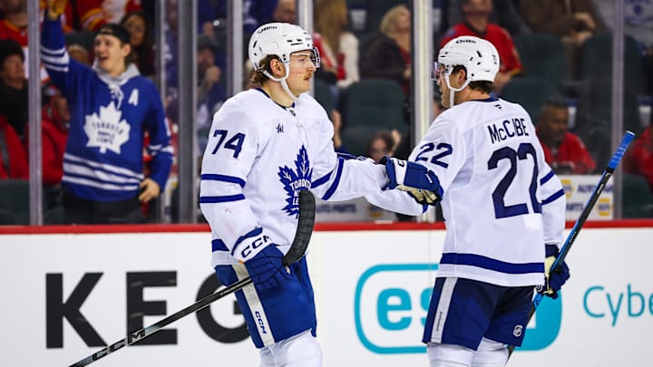 Feb 2, 2026; Calgary, Alberta, CAN; Toronto Maple Leafs center Bobby McMann (74) celebrates his goal with teammates against the Calgary Flames during the third period at Scotiabank Saddledome. Mandatory Credit: Sergei Belski-Imagn Images Feb 2, 2026; Calgary, Alberta, CAN; Toronto Maple Leafs center Bobby McMann (74) celebrates his goal with teammates against the Calgary Flames during the third period at Scotiabank Saddledome. Mandatory Credit: Sergei Belski-Imagn Images