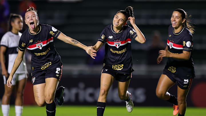 São Paulo avança às quartas de final da Libertadores Feminina