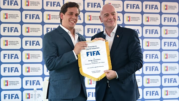 Infantino trata de convencer a las Federaciones de su idea