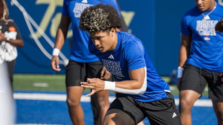 Sep 14, 2024; Tulsa, Oklahoma, USA;  Tulsa Golden Hurricane wide receiver Joseph Williams (8) warms up before a game against the Oklahoma State Cowboys at Skelly Field at H.A. Chapman Stadium. 