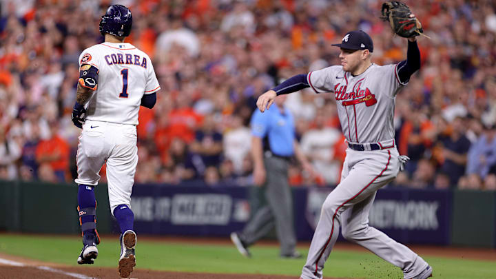 ¿A quién elegirán los Yankees entre Carlos Correa y Freddie Freeman?