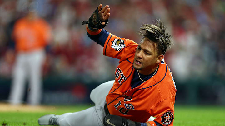 Yuli Gurriel fue sacado del roster de los Astros por lesión 