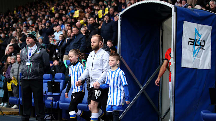 Sheffield Wednesday FC v Luton Town FC - Sky Bet Championship