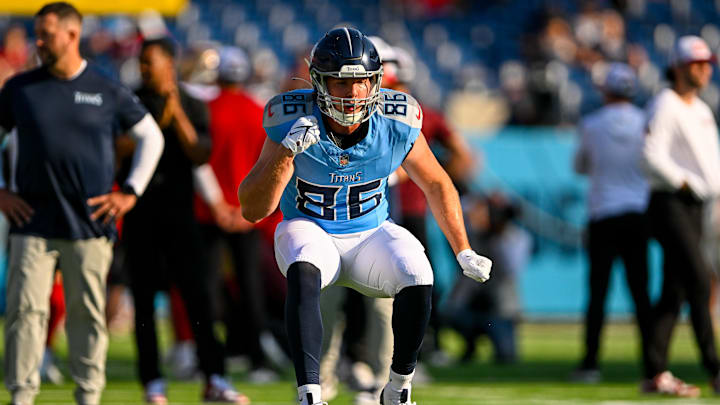 Aug 10, 2024; Nashville, Tennessee, USA;  Tennessee Titans tight end Steven Stilianos (86) during pregame warmups against the San Francisco 49ers at Nissan Stadium. 