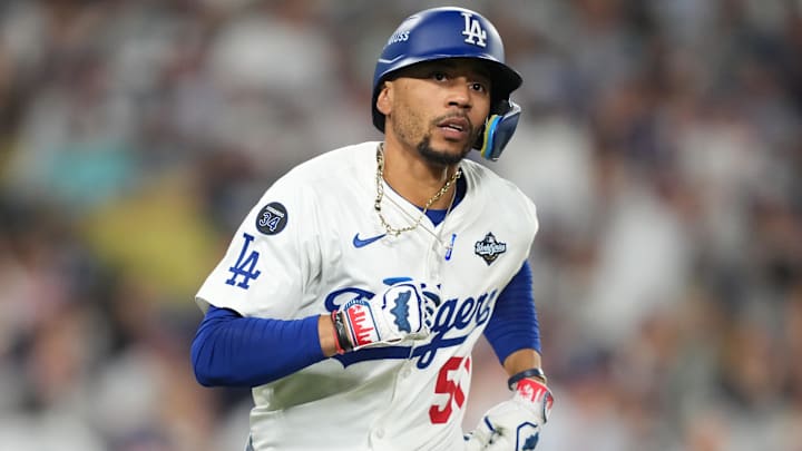 Los Angeles Dodgers shortstop Mookie Betts will bat third in World Series Game 5 vs. the Blue Jays