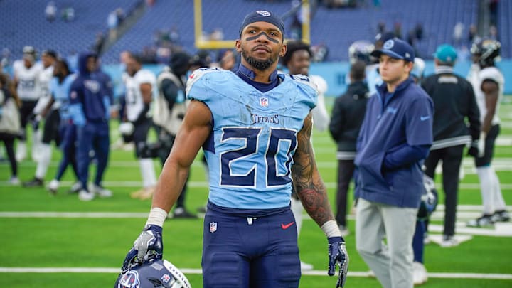 Tennessee Titans running back Tony Pollard (20) walks off the field after the game at Nissan Stadium in Nashville, Tenn., Sunday, Dec. 8, 2024. Tennessee Titans running back Tony Pollard (20) walks off the field after the game at Nissan Stadium in Nashville, Tenn., Sunday, Dec. 8, 2024.