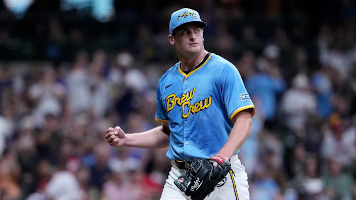 Cincinnati Reds v Milwaukee Brewers