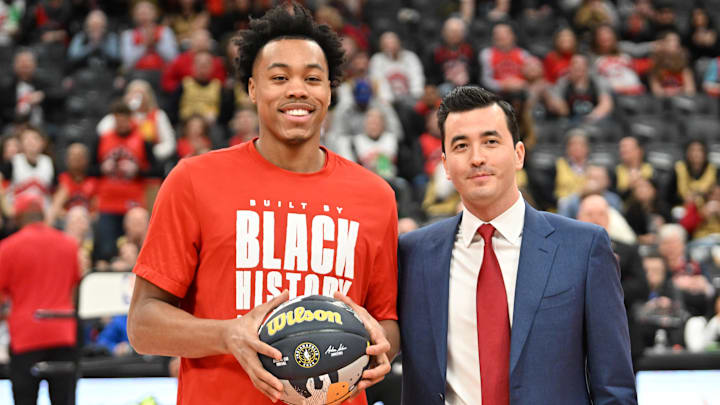Feb 14, 2024; Toronto, Ontario, CAN; Toronto Raptors forward Scottie Barnes (4) is presented with an official NBA all-star ball by general manager Bobby Webster before play begins against the Indiana Pacers at Scotiabank Arena. Mandatory Credit: Dan Hamilton-Imagn Images Feb 14, 2024; Toronto, Ontario, CAN; Toronto Raptors forward Scottie Barnes (4) is presented with an official NBA all-star ball by general manager Bobby Webster before play begins against the Indiana Pacers at Scotiabank Arena. Mandatory Credit: Dan Hamilton-Imagn Images
