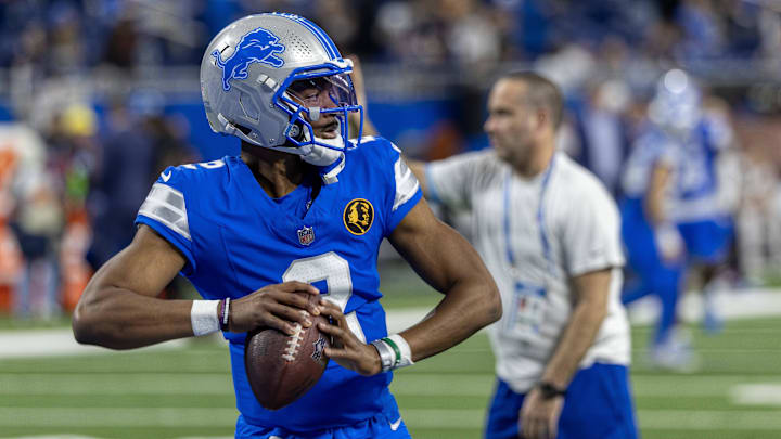 Nov 28, 2024; Detroit, Michigan, USA; Detroit Lions quarterback Hendon Hooker (2) warms up before the game  against the Chicago Bears at Ford Field. Mandatory Credit: David Reginek-Imagn Images