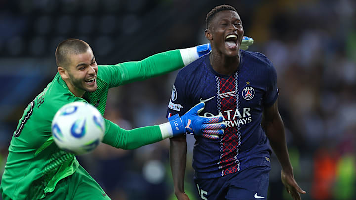 Chevalier e Nuno Mendes foram protagonistas nos pênaltis