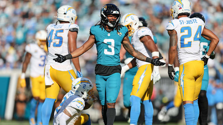 Los Angeles Chargers v Jacksonville Jaguars - NFL 2025 Los Angeles Chargers v Jacksonville Jaguars - NFL 2025