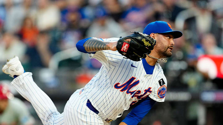 New York Mets pitcher Sean Manaea (59). Delivers a pitch in the first inning, Tuesday, August 26, 2025.
