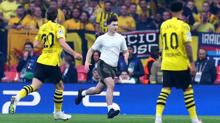 Marcel Sabitzer was quick to apprehend one of the intruders