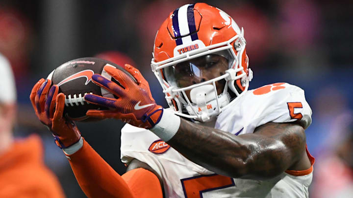 Aug 31, 2024; Atlanta, Georgia, USA; Clemson tight end Josh Sapp (5) before the 2024 Aflac Kickoff Game with the University of Georgia Bulldogs at Mercedes-Benz Stadium. Mandatory Credit: - Ken Ruinard - Imagn Images